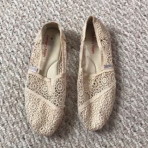 Lace see-through BOBs with memory foam souls